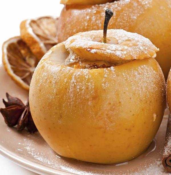 Яблоки с творогом, запеченные в духовке: 6 фото и видео рецептов