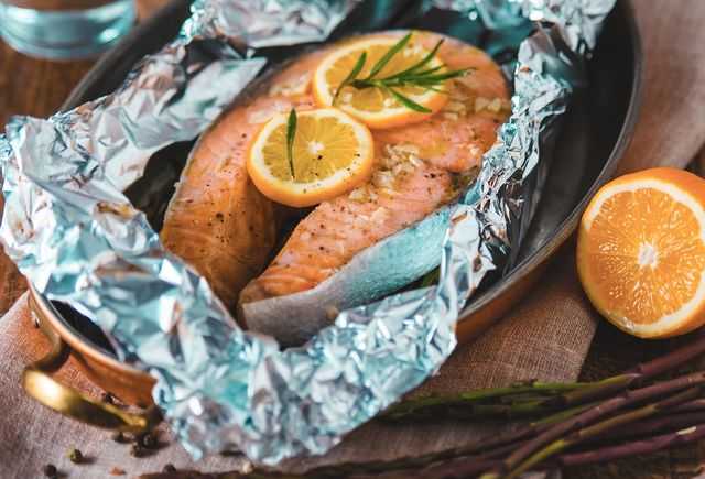 Как приготовить красную рыбу в духовке по рецепту с фото
