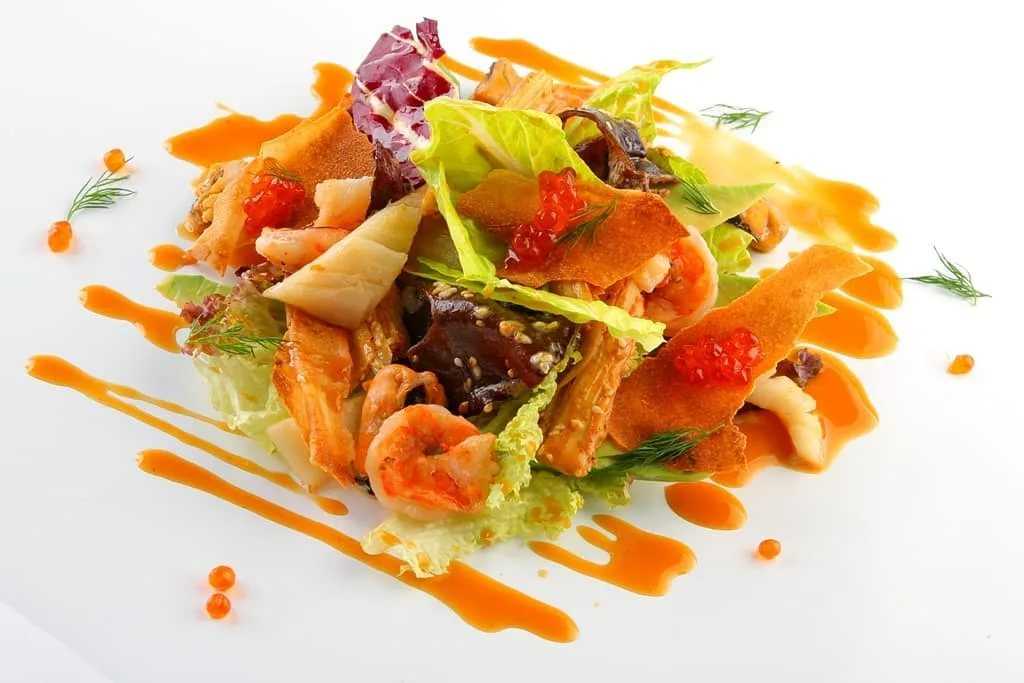 Рис с креветками и кальмарами - 157 рецептов: из морепродуктов | foodini