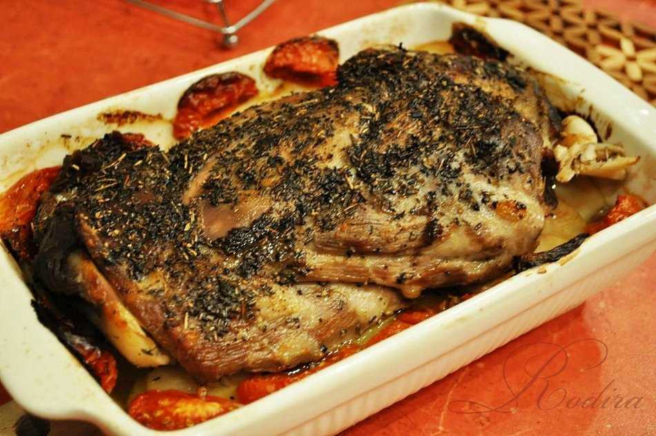 Как приготовить баранину в духовке, чтобы мясо было мягким и сочным: рецепты с фото пошагово