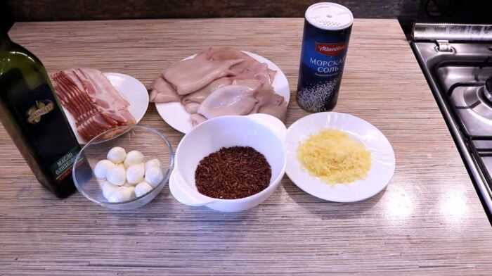 Кальмары фаршированные грибами рисом и сыром в духовке рецепт с фото пошагово - 1000.menu