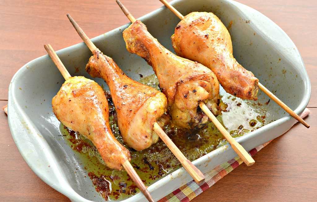 Шашлык на шпажках в духовке из курицы – 6 рецептов
