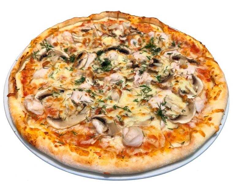 Пицца с курицей и грибами – 7 рецептов приготовления дома