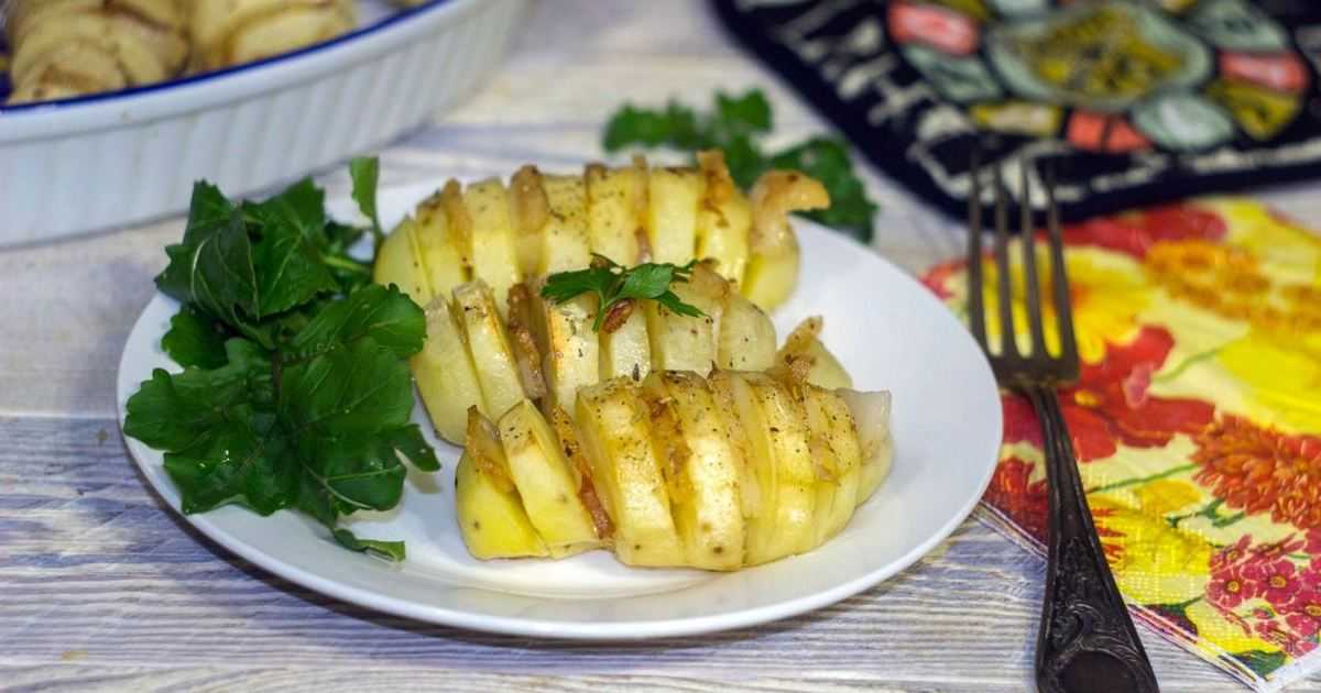 Картофель с салом, запеченный в духовке - готовим дома быстро и вкусно!