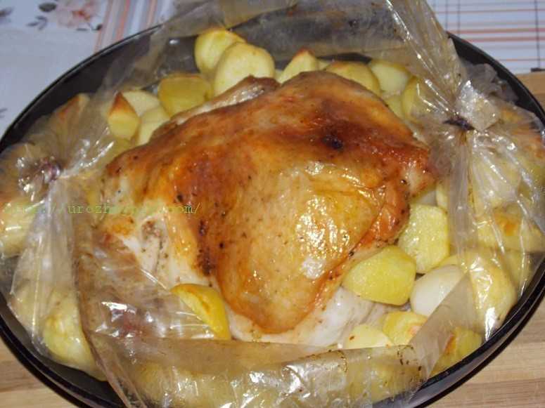 Запеченные окорочка с картошкой в духовке