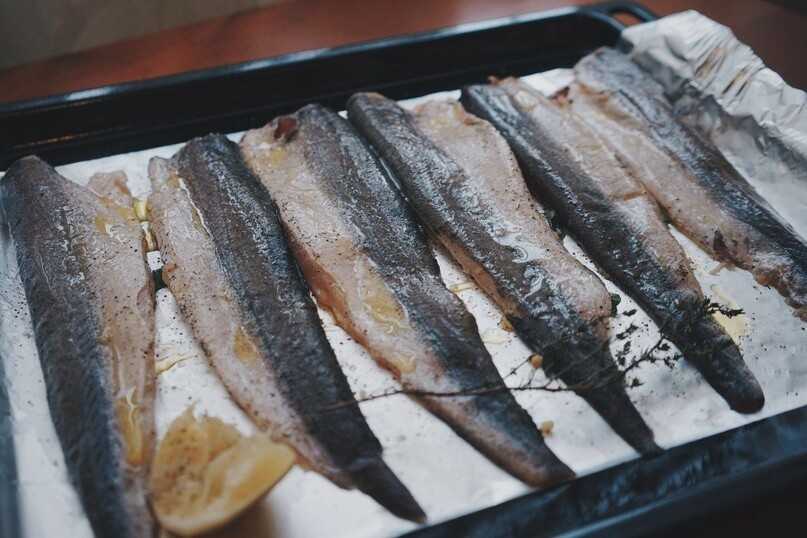 Хек в духовке - 10 самых вкусных рецептов запекания рыбы