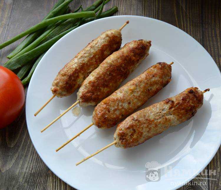 Люля-кебаб: рецепт в духовке в домашних условиях на шпажках из курицы (фото пошагово)