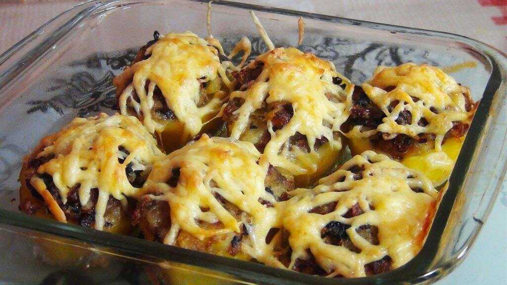 Картошка, фаршированная грибами: рецепты блюд с фото
