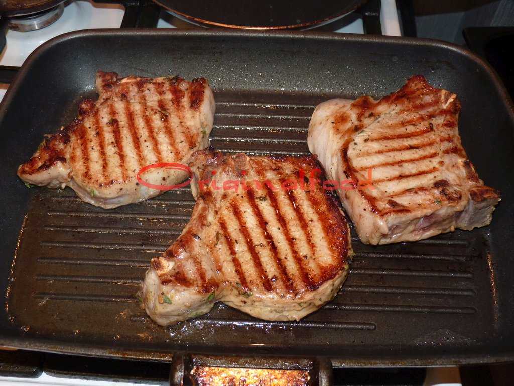 Как правильно сделать маринад для свинины для жарки на сковороде — 5 проверенных вариантов с аппетитными фото