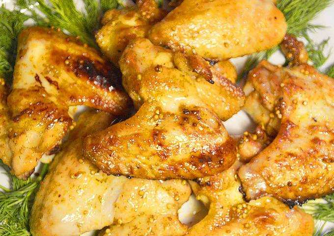 12 рецептов нежных куриных крылышек на сковороде