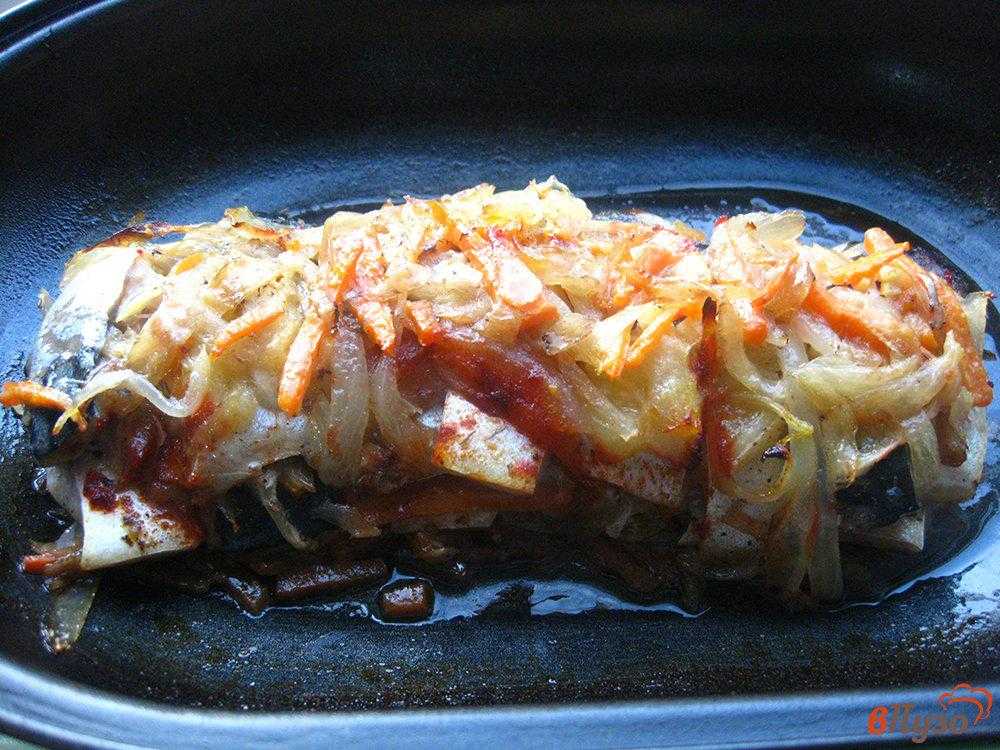 Скумбрия с картофелем луком морковкой и специями в фольге рецепт с фото пошагово - 1000.menu