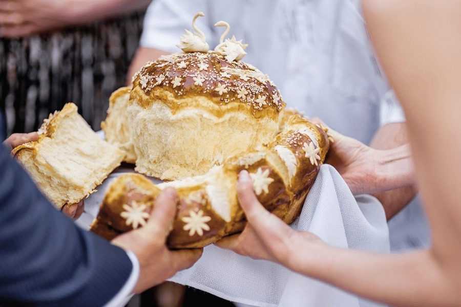 Свадебный каравай: рецепт приготовления. как сделать свадебный каравай своими руками? :: syl.ru