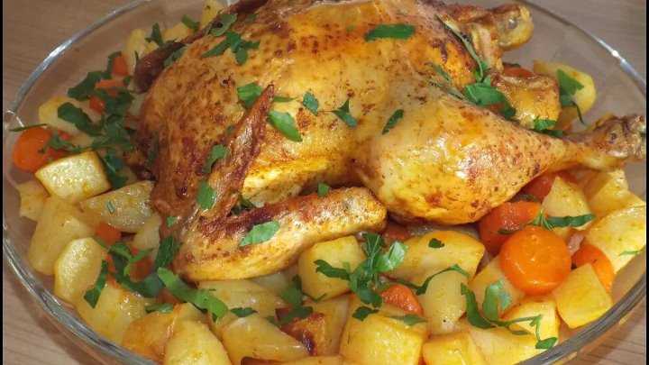 Курица с картошкой в рукаве в духовке. самые интересные рецепты.