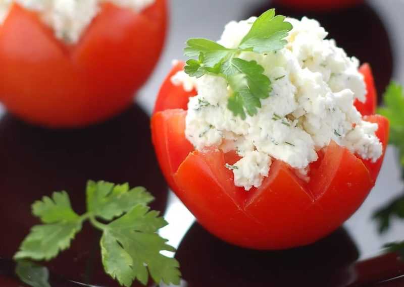 Фаршированные помидоры с сыром и чесноком: рецепты начинок