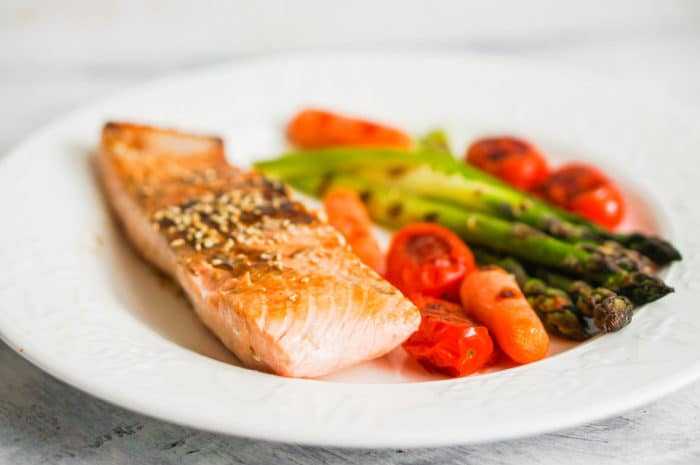 Блюда со стейком лосося — 9 домашних вкусных рецептов приготовления