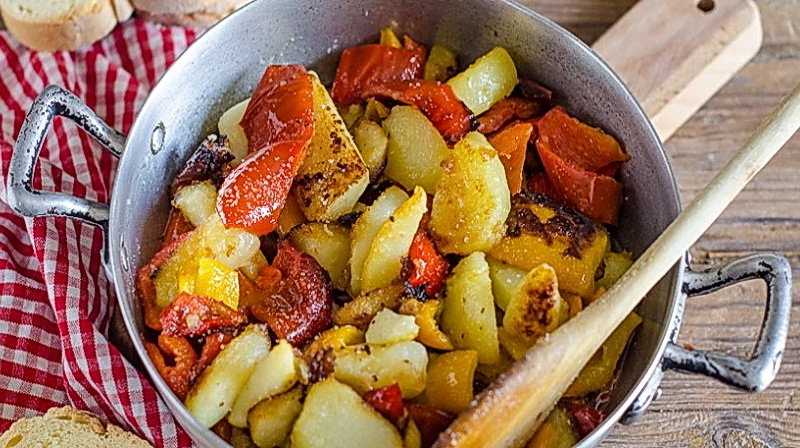 Лучшие способы запекания картошки с овощами | duxobka.ru
