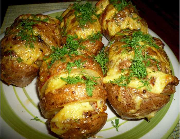 Картошка в мундире с сыром и чесноком — пошаговый рецепт с фото