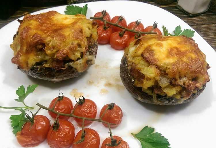 Мясо с грибами и сыром в духовке. 8 простых и вкусных рецептов приготовления
