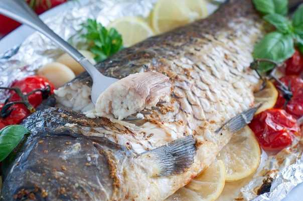 Рыба в духовке в фольге с овощами | рецепты с фото