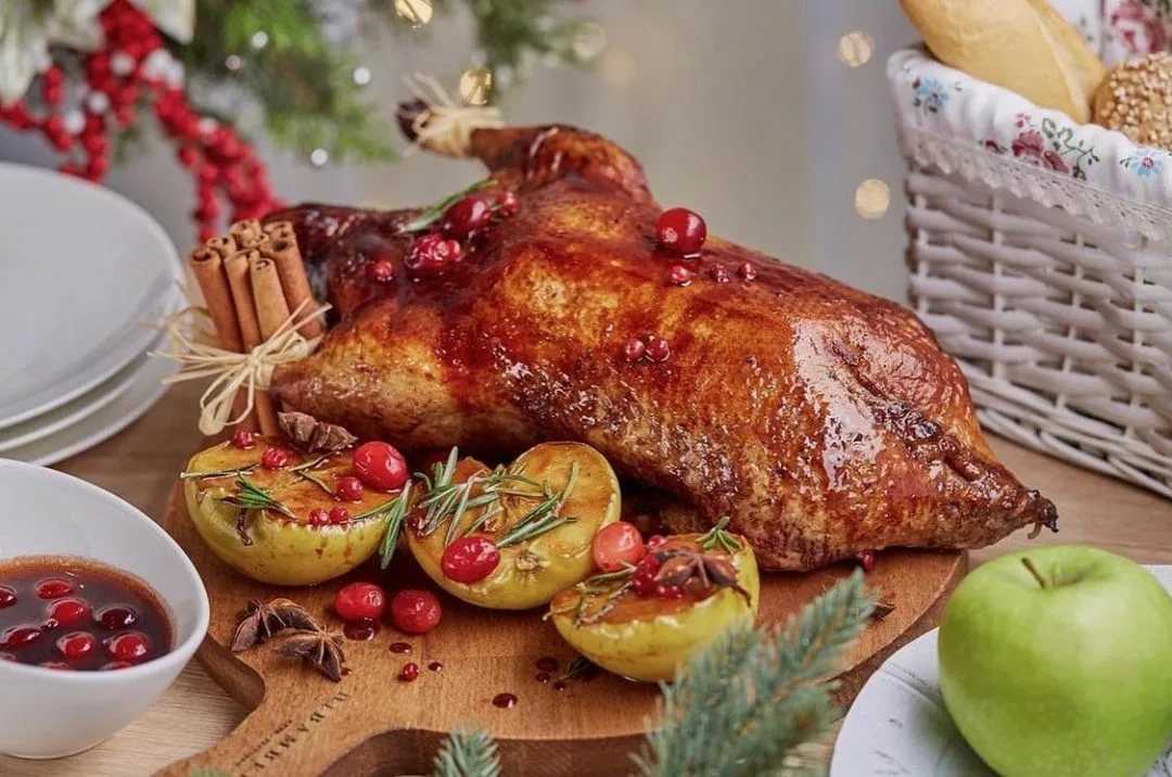 Как приготовить рождественского гуся в духовке с медом и фруктами: поиск по ингредиентам, советы, отзывы, пошаговые фото, подсчет калорий, изменение порций, похожие рецепты