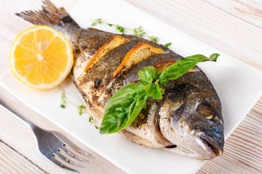 Дорадо в духовке - рецепты приготовления запеченной рыбы с лимоном, овощами и в фольге с фото