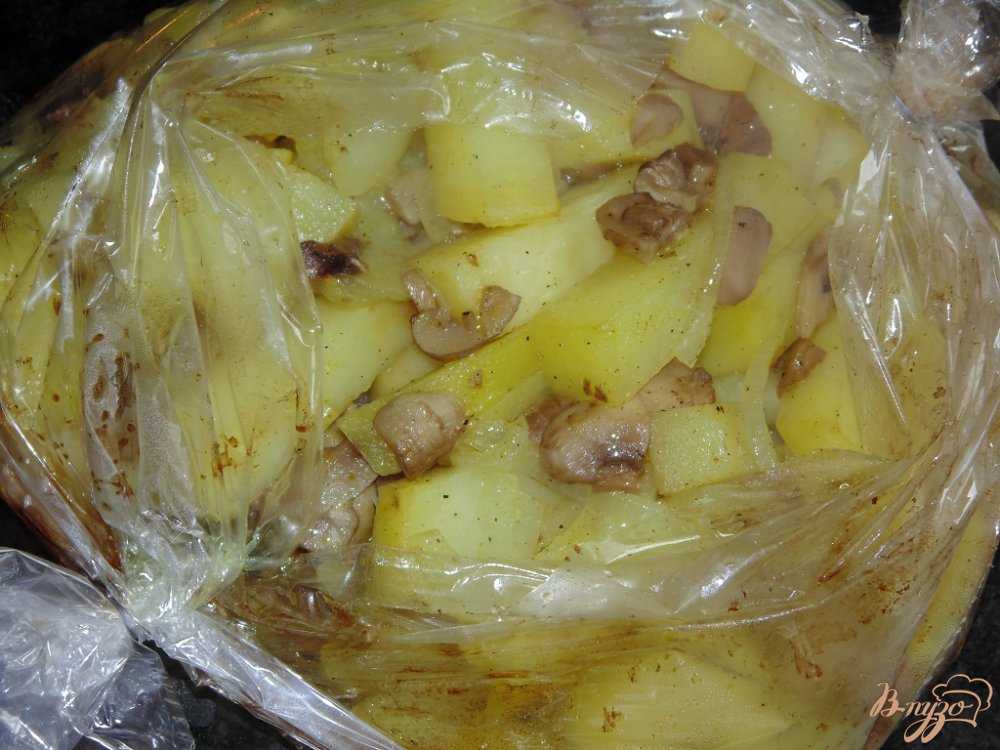 Наивкуснейшая картошка в рукаве запеченная в духовке