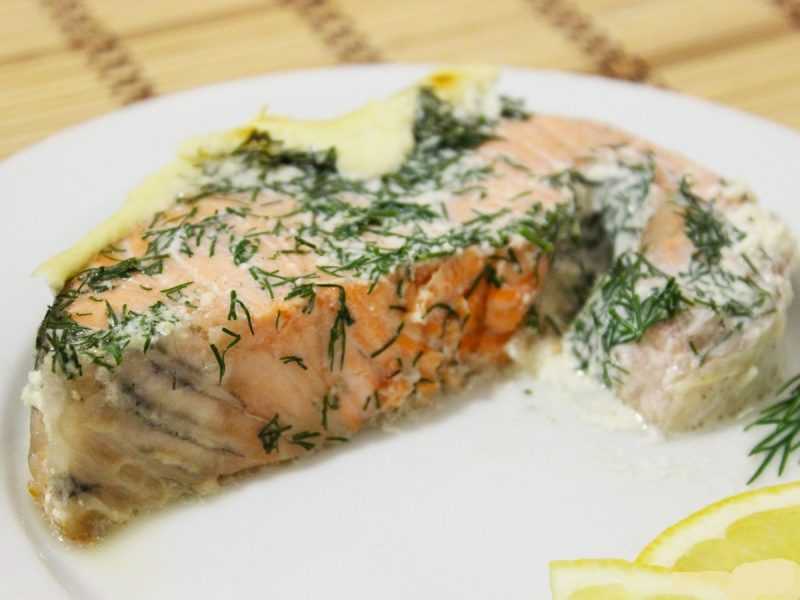 Рыба запеченная с кабачками и сливками в духовке рецепт с фото пошагово - 1000.menu