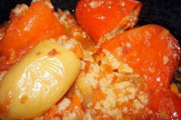 Как приготовить перец фаршированный рисом с морковью : поиск по ингредиентам, советы, отзывы, пошаговые фото, подсчет калорий, изменение порций, похожие рецепты