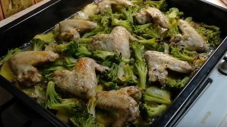 Курица с брокколи в духовке: пошаговые рецепты приготовления с фото. запеченая курица с капустой брокколи – кулинарные рецепты