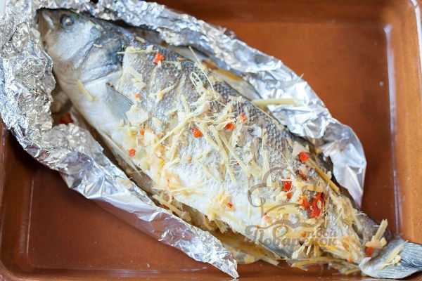 Как приготовить речную рыбу в духовке
