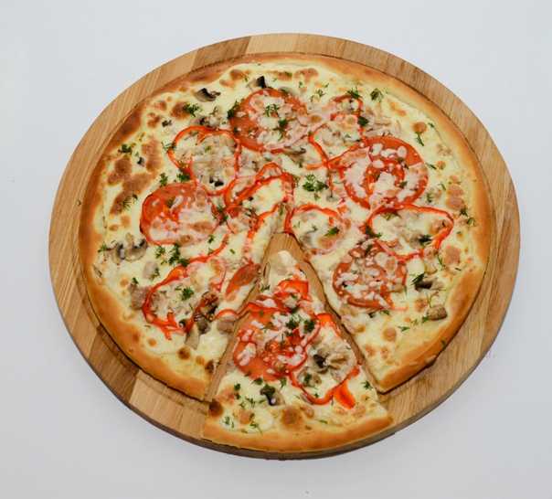 Пицца с куриным филе и грибами рецепт с фото пошагово - 1000.menu