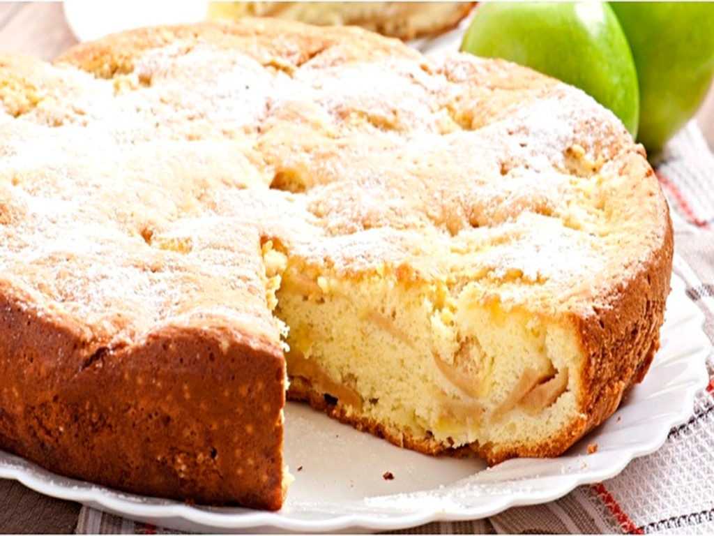 Пп шарлотка с яблоками: 3 диетических рецепта пирога с пошаговыми фото