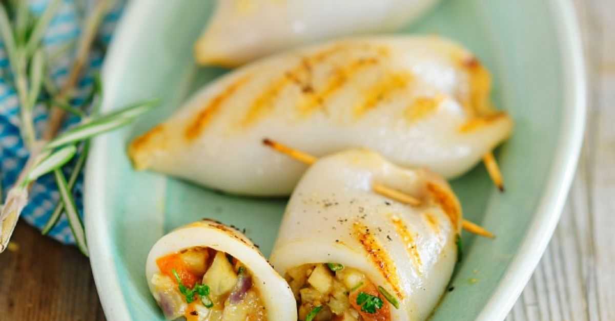 Кальмары фаршированные овощами - 49 рецептов: из морепродуктов | foodini