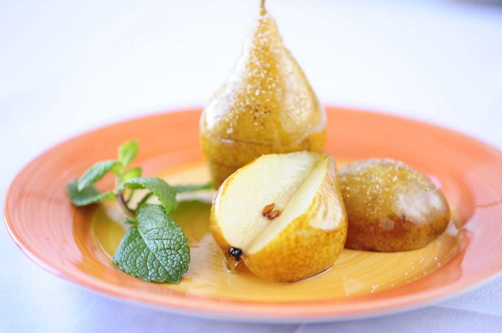 Запеченные груши в духовке - рецепт с фото, особенности приготовления с медом