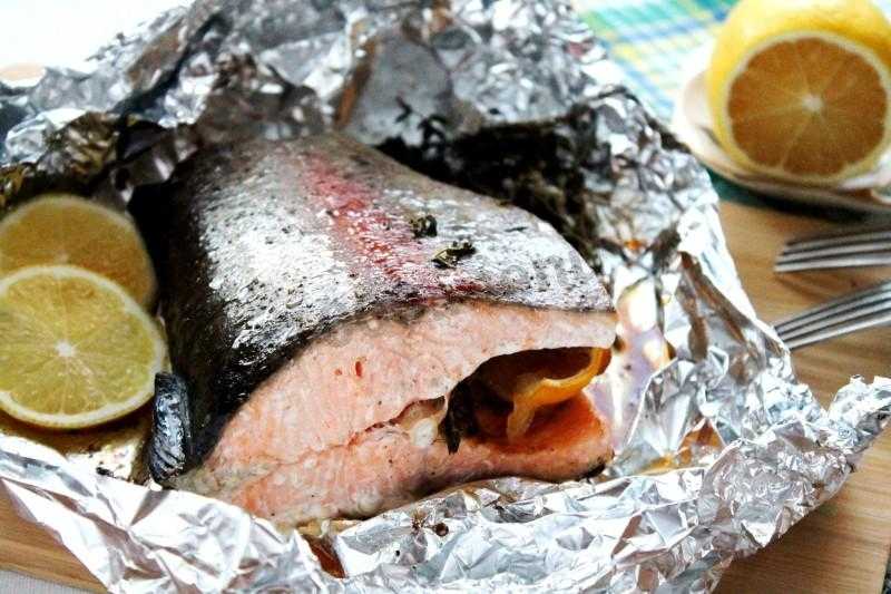 Рецепт приготовления вкусной красной рыбы в духовке