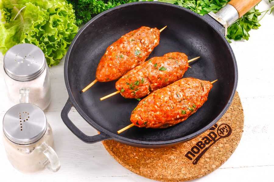 Люля-кебаб из курицы – диетический вариант восточного блюда