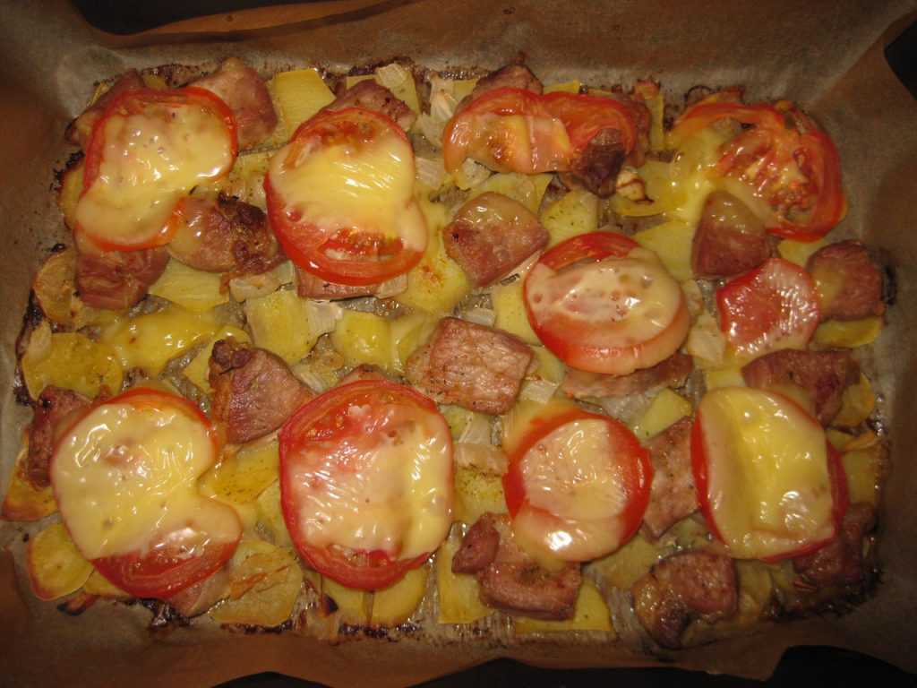 Картошка слоями с мясом в духовке запеченная
