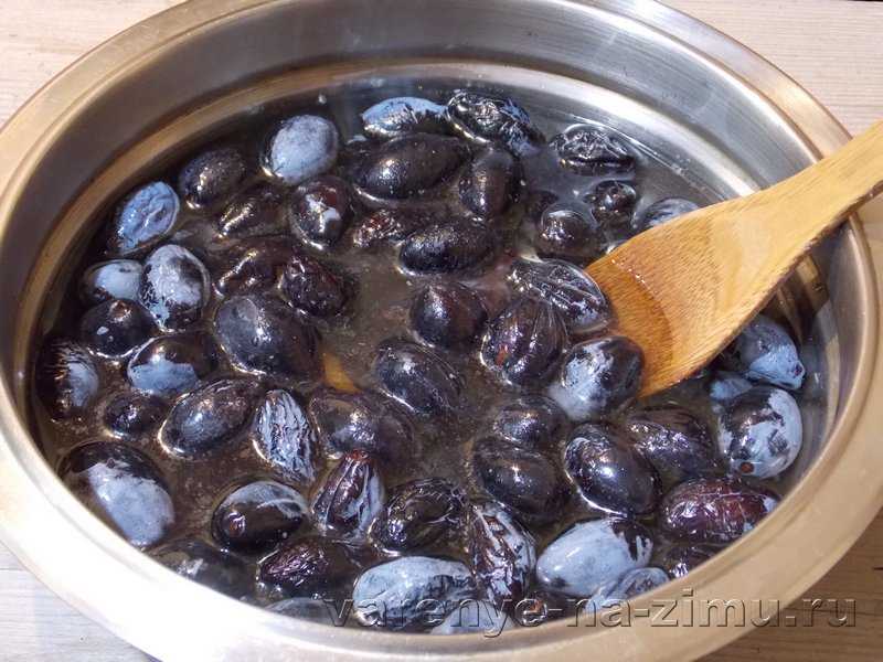 Варенье из сливы с грецкими орехами: рецепты с фото пошагово