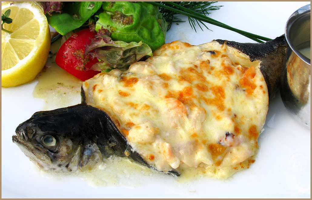 Красная рыба в духовке — вкусные рецепты из семги в фольге, кеты, целой форели и лосося в сливочном соусе - советдня