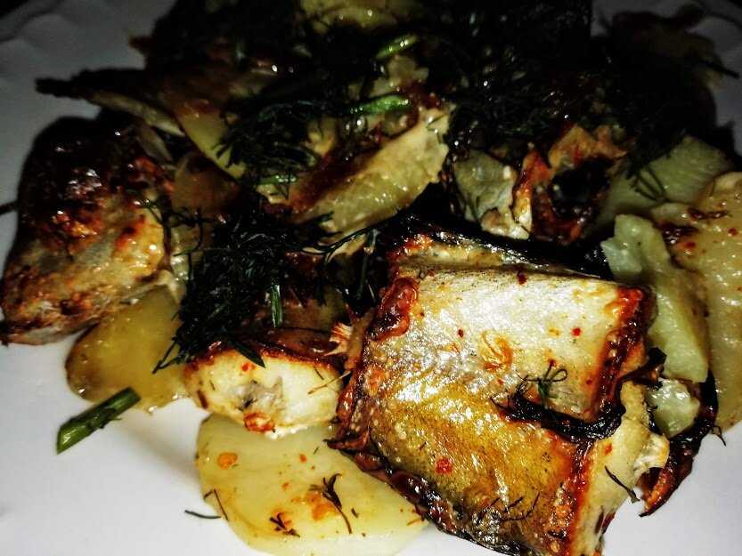 Рыба с овощами, запеченная в духовке - 10 рецептов приготовления с пошаговыми фото