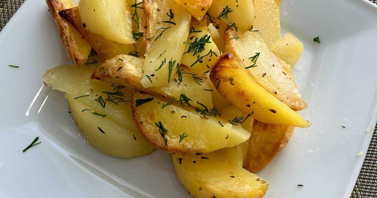 Картошка, запечённая в духовке дольками с корочкой - 14 пошаговых фото в рецепте