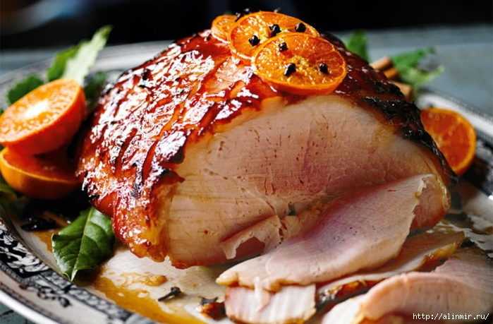 Свиной окорок в духовке (18 фото): как приготовить запеченный окорок по рецепту сочно и вкусно? как замариновать свинину перед запеканием?