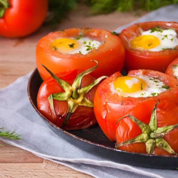 Как приготовить яичницу с помидорами: бомбические рецепты