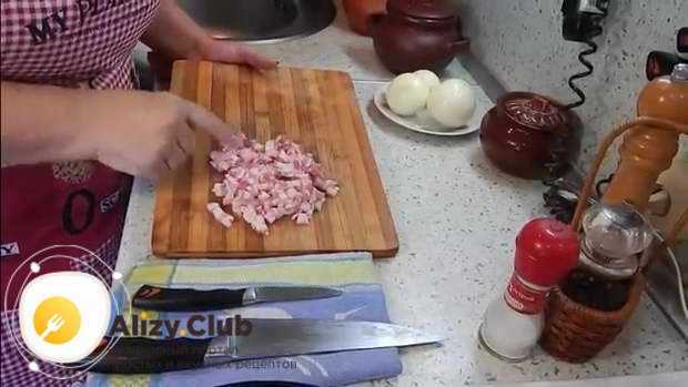 Картофельная бабка с курицей - рецепт с пошаговыми фото | меню недели