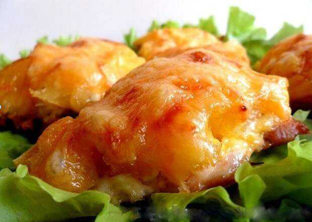 Курица, запеченная с ананасами в духовке — лучшие рецепты