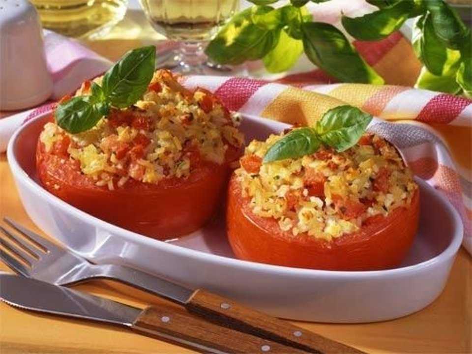 Фаршированные помидоры — 20 домашних вкусных рецептов приготовления
