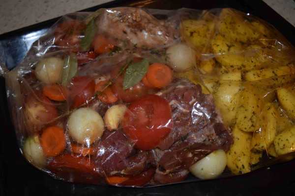 Баранина в духовке - 10 вкусных рецептов приготовления сочной, мягкой баранины с фото пошагово