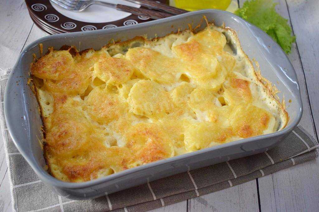 Картошка в духовке с сыром: рецепты