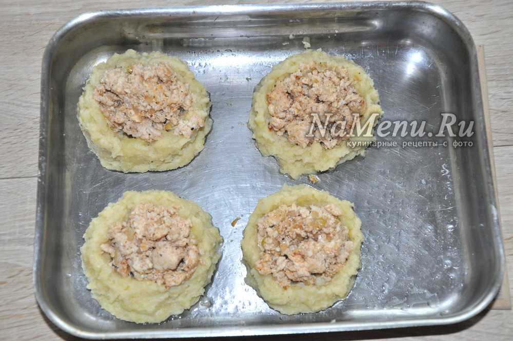 Картофельные гнезда с курицей: рецепт с фото