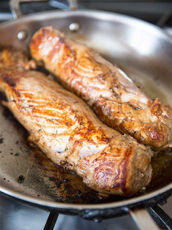 Свиная вырезка в духовке — лучшие рецепты запекания мяса
